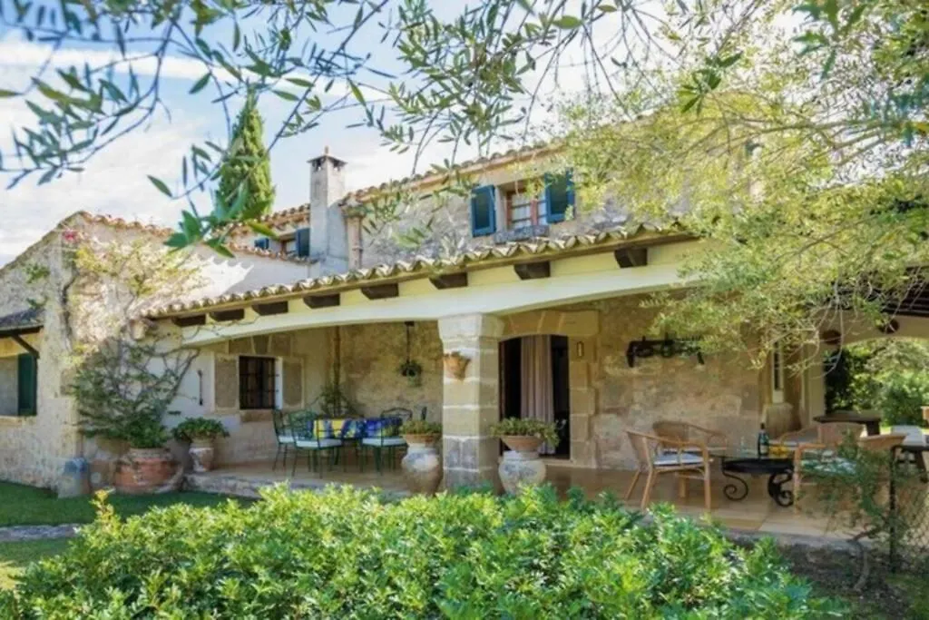 Villa Nord - Typical Majorcan Villa, Private Pool, Bbq, Mediterranean Garden, Petfriendly Pollenca Spain