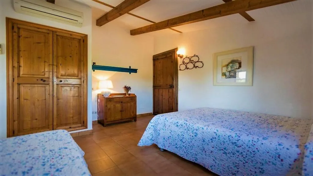 Villa Nord - Typical Majorcan Villa, Private Pool, Bbq, Mediterranean Garden, Petfriendly Pollenca